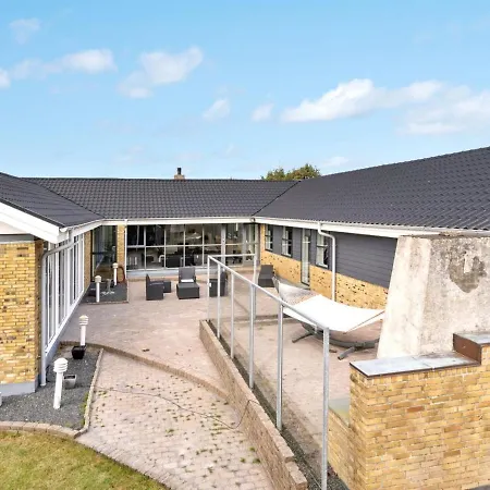 Holiday home Ingwelde - 5km From The Sea In Nw Jutland By Interhome